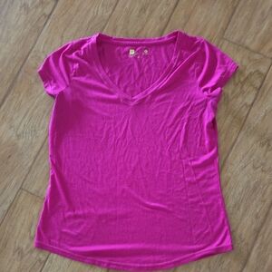 Xersion Fuchsia V-Neck Short Sleeve Tee